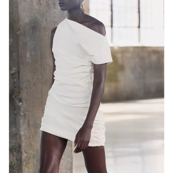 Zara NWT white mini dress asymmetrical draped off shoulder ruched dress - Picture 4 of 12